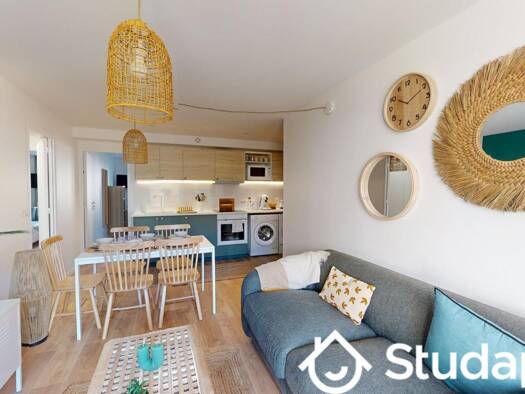 Colocation à louer 520 € 1 pièce 2 chambres 12 m² 1er étage Bastide-Horloge Cergy 95000