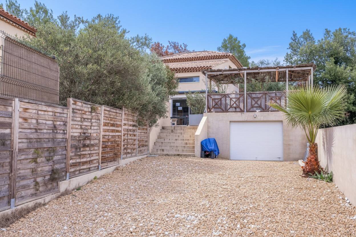 Maison à vendre, 125m², SAINTE ANASTASIE SUR ISSOLE