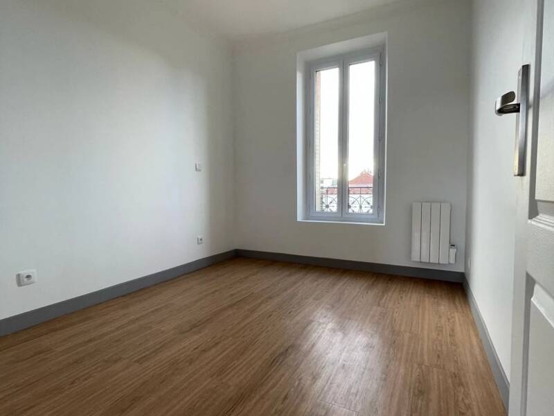 Maison à louer, 50m², SAINT MAUR DES FOSSES