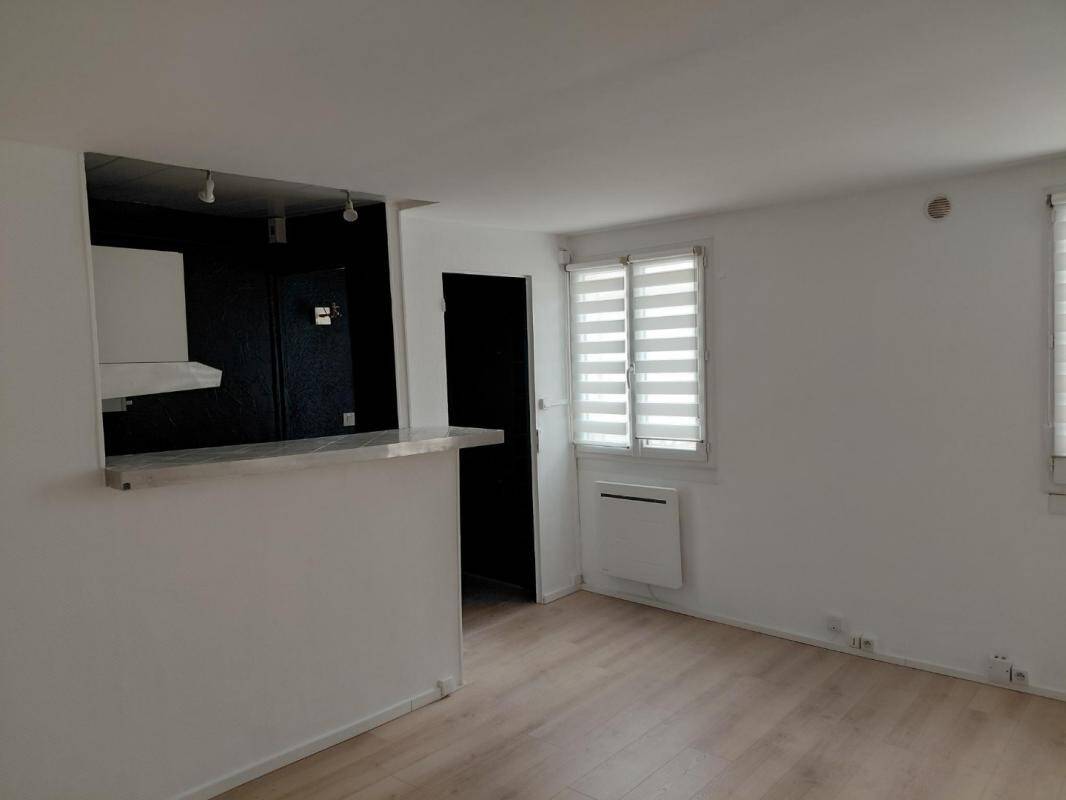 Maison à louer, 23m², VERSAILLES