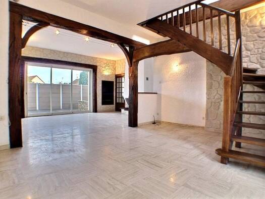 Maison à louer 922 € 5 pièces 4 chambres 141,8 m² Croix Menee-Chanliau Le Creusot 71200