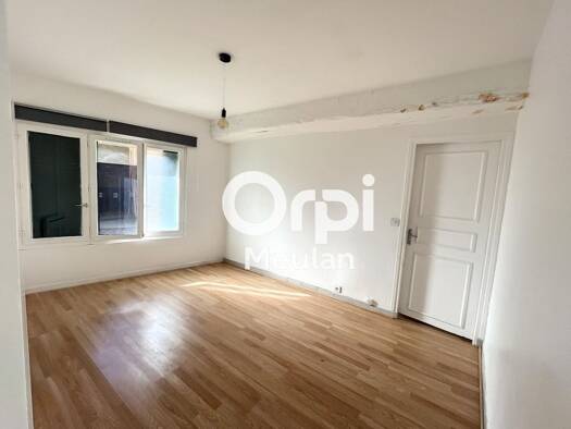 Appartement à louer 730 € 3 pièces 2 chambres 54,1 m² RDC Gaillon-sur-Montcient 78250