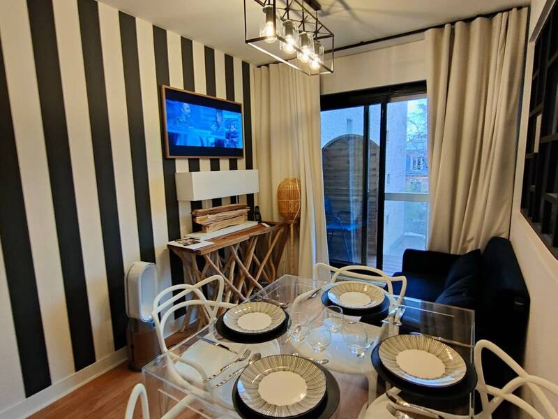 Maison à louer, 32m², PARIS 16E