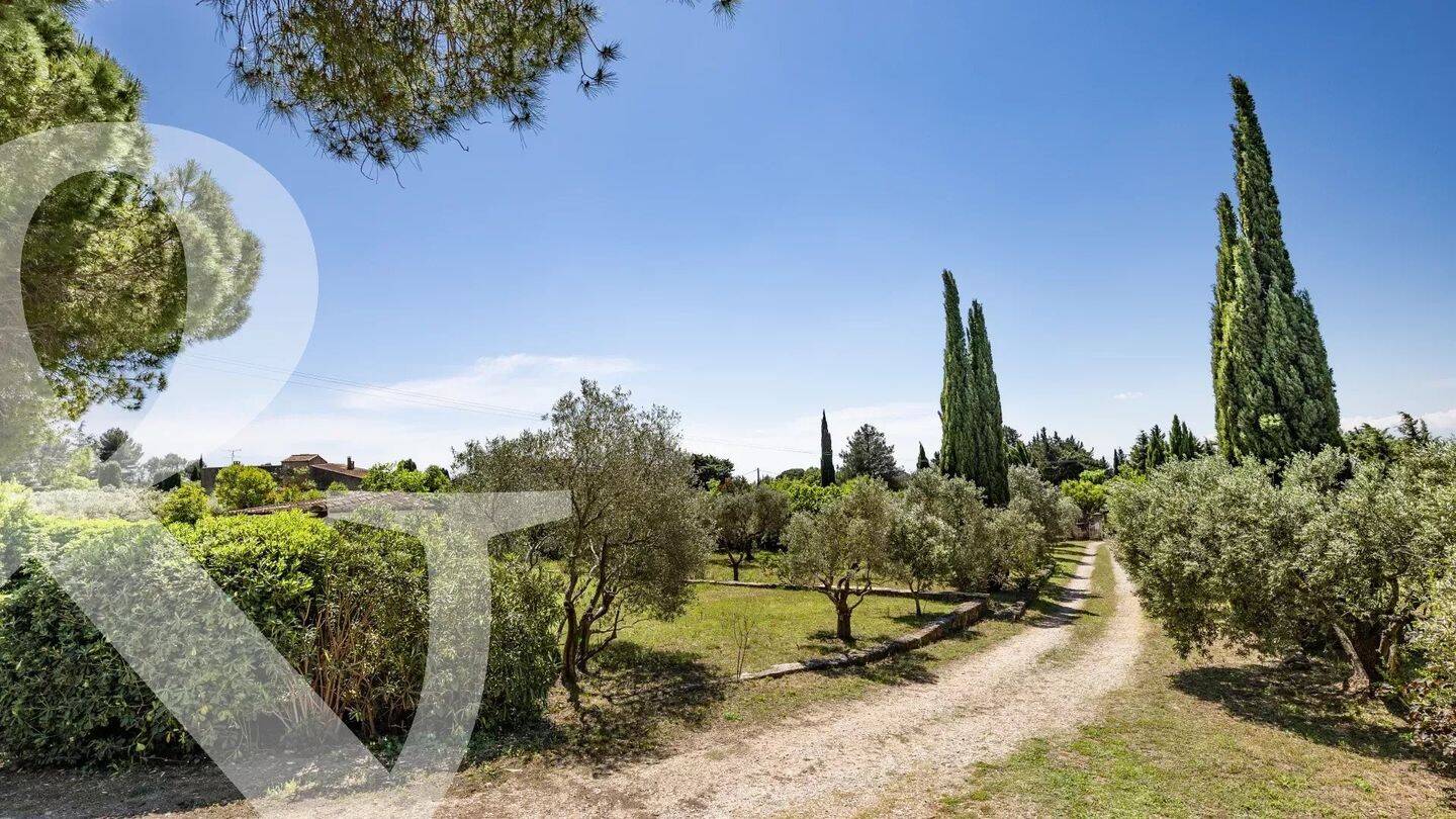 Maison à vendre, 170m², FONTVIEILLE