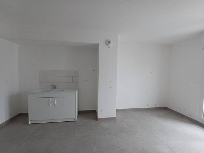 Maison à louer, 62m², LYON 8E