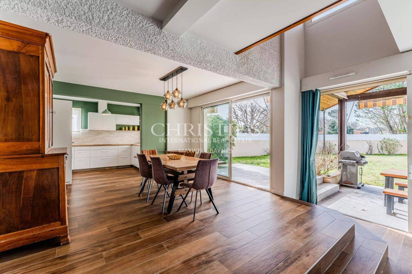 Maison à vendre, 207m², GUJAN MESTRAS