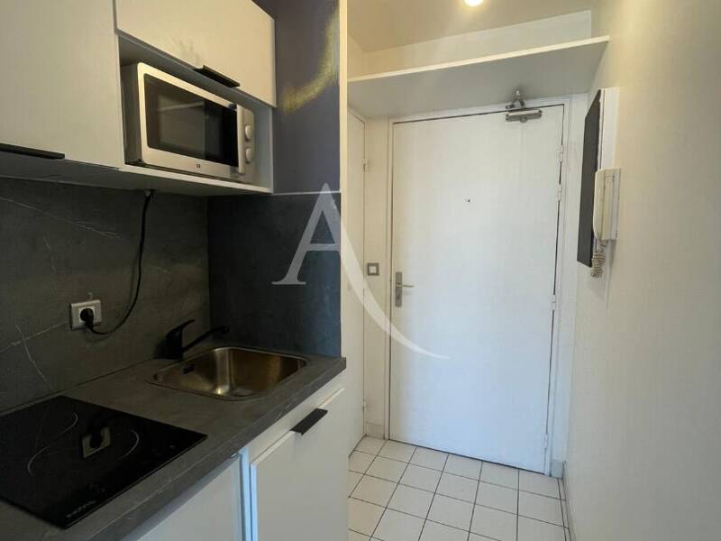 Maison à louer, 17m², LE KREMLIN BICETRE