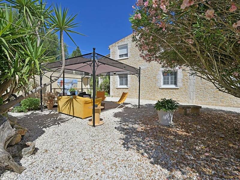 Maison à vendre, 338m², NIMES