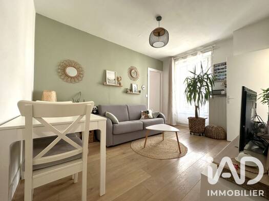 Appartement à vendre 215 000 € 2 pièces 1 chambre 33,11 m² Étage 1/2 La Faiencerie-Le Clos Saint Cyr Bourg-la-Reine 92340