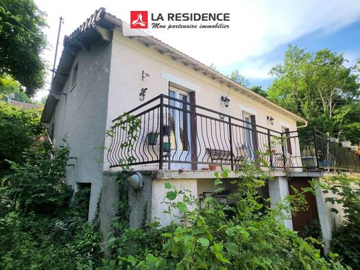 Maison à vendre 240 000 € 3 pièces 2 chambres 65 m² 309 m² de terrain Village Montigny les Cormeilles 95370