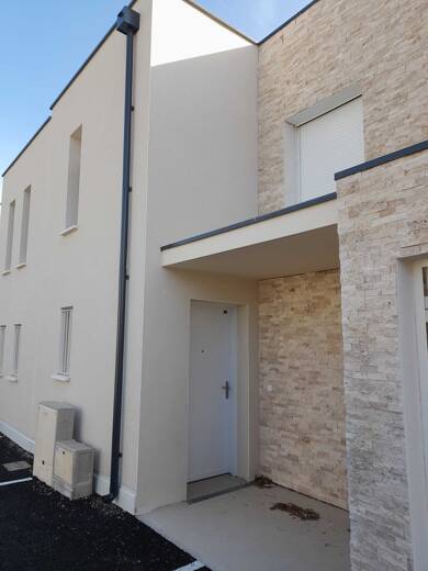 Maison à louer 1 179 € 3 pièces 2 chambres 72,5 m² Balaruc le Vieux 34540