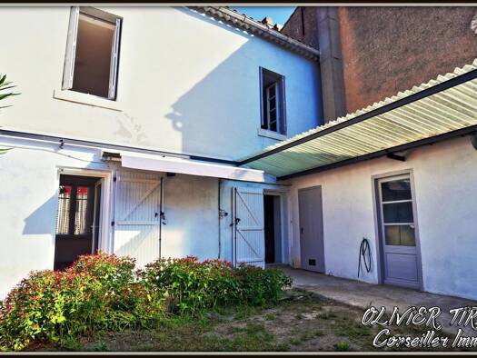 Maison à vendre 154 000 € 3 pièces 2 chambres 75 m² 192 m² de terrain Capucins-La Barbacane-La Trivalle-Bellevue Carcassonne 11000