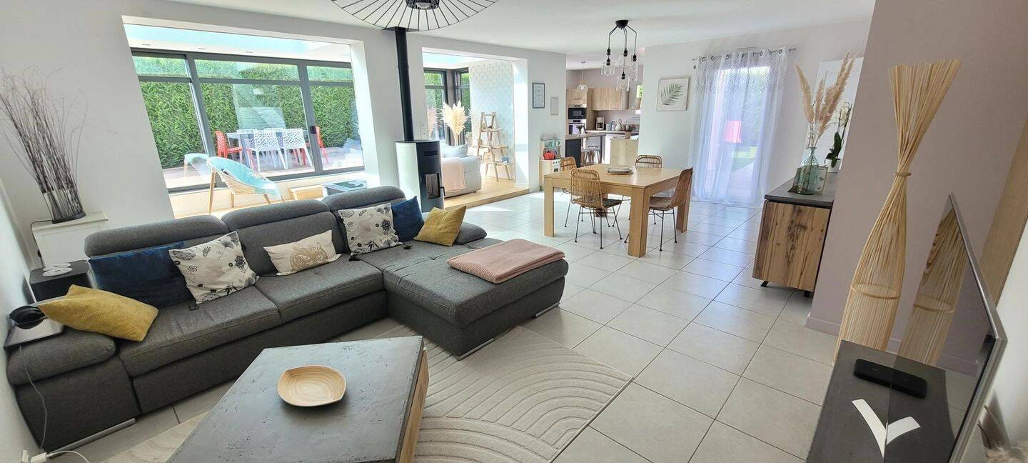 Maison à vendre, 152m², SAINT JEAN BREVELAY