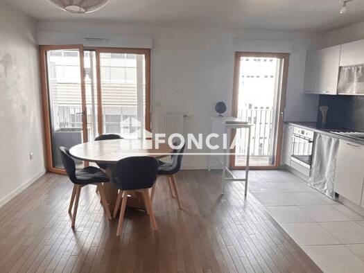 Appartement à louer 1 750 € 3 pièces 2 chambres 65,94 m² 5ème étage Parc-La Boule- Champs Pierreux Nanterre 92000