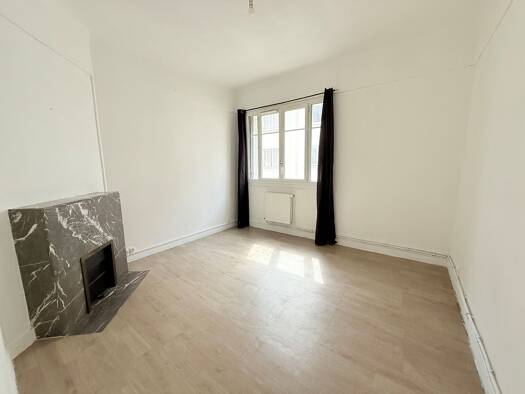 Appartement à vendre 194 000 € 3 pièces 2 chambres 58 m² Étage 3/5 Marseille 4ème arrondissement 13004