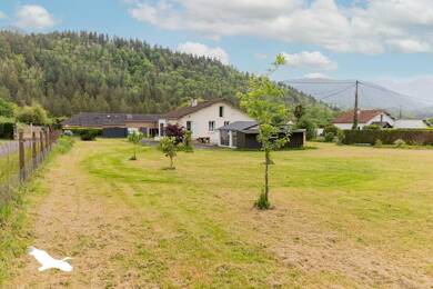 Maison de plain-pied à vendre 213 000 € 4 pièces 2 chambres 96 m² 2 372 m² de terrain Lourdes 65100
