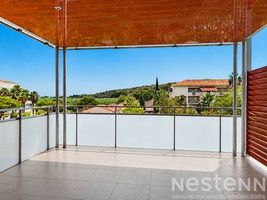 Appartement à vendre 430 000 € 3 pièces 2 chambres 65,5 m² Étage 2/4 La Plage du Lavandou Le Lavandou 83980
