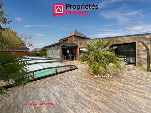 Maison à vendre 325 500 € 5 pièces 2 chambres 146 m² 2 099 m² de terrain Erbray 44110