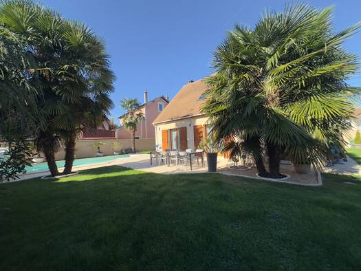 Maison à vendre 449 000 € 5 pièces 4 chambres 136 m² 600 m² de terrain Villiers-sur-Morin 77580