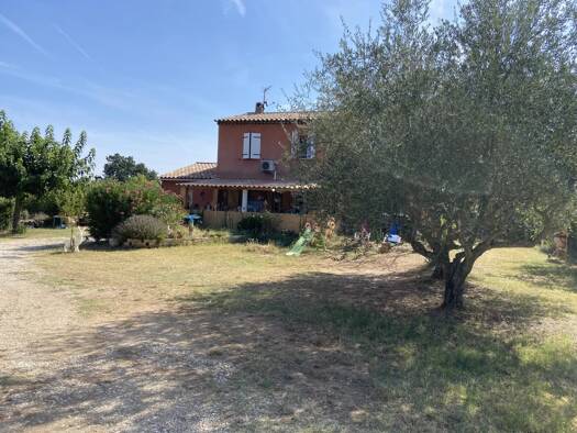 Villa à vendre 349 900 € 5 pièces 3 chambres 114 m² 1 205 m² de terrain Le Val 83143