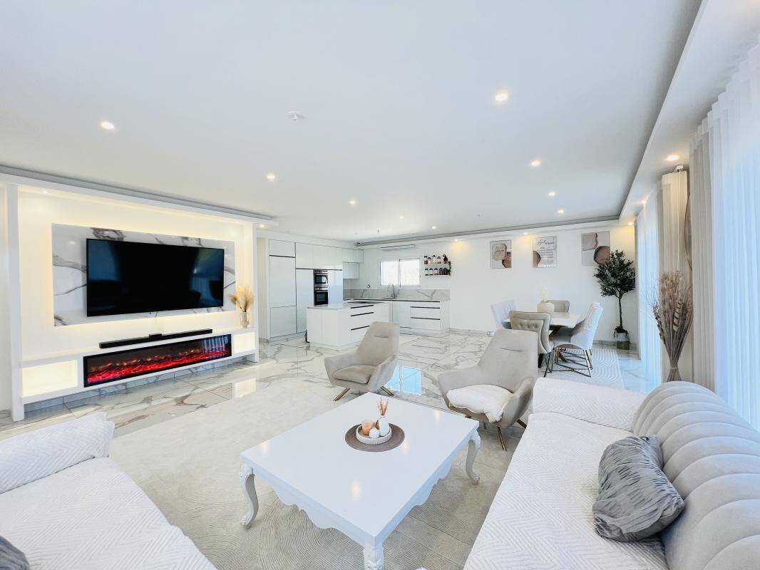 Maison à vendre, 170m², VERNEUIL SUR VIENNE