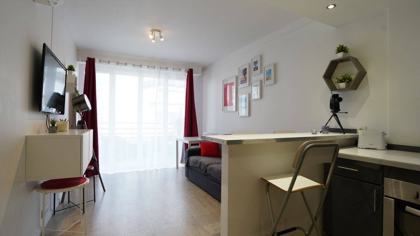 Maison à louer, 30m², CANNES