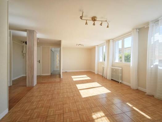 Appartement à vendre 119 000 € 4 pièces 3 chambres 84,23 m² Étage 1/4 Alouettes Aurillac 15000