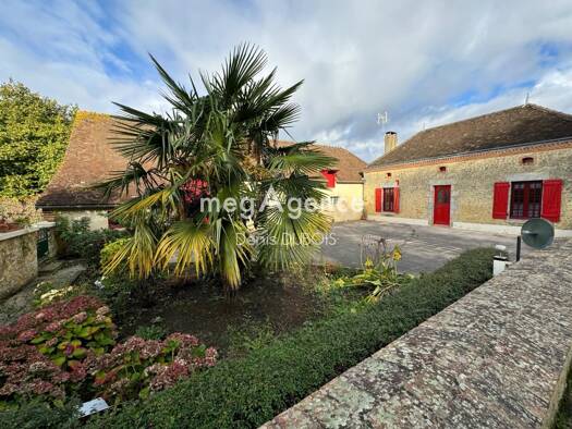 Maison de plain-pied à vendre 148 000 € 3 pièces 1 chambre 100 m² 2 126 m² de terrain Beaumont-sur-Sarthe 72170