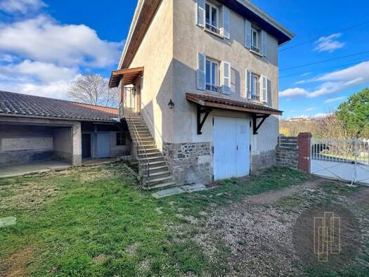 Maison à vendre 450 000 € 5 pièces 3 chambres 136 m² 546 m² de terrain Saint-Étienne-des-Oullières 69460