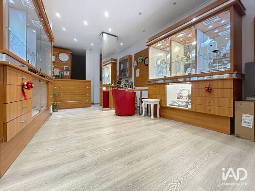 Boutique à vendre 109 000 € 34 m² de surface de vente Centre Ville Thionville 57100