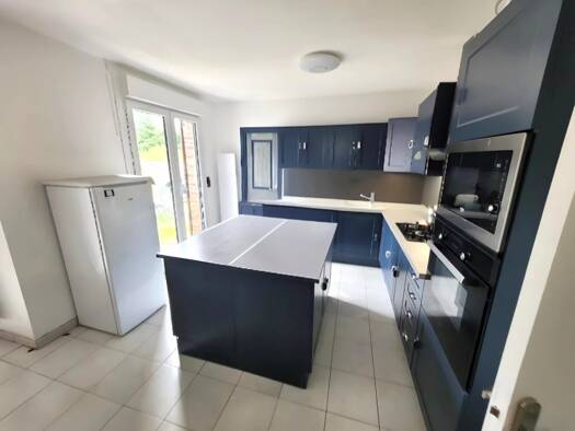 Maison de plain-pied à vendre 228 000 € 6 pièces 4 chambres 133 m² 700 m² de terrain Sud Ouest Condé-sur-l'Escaut 59163