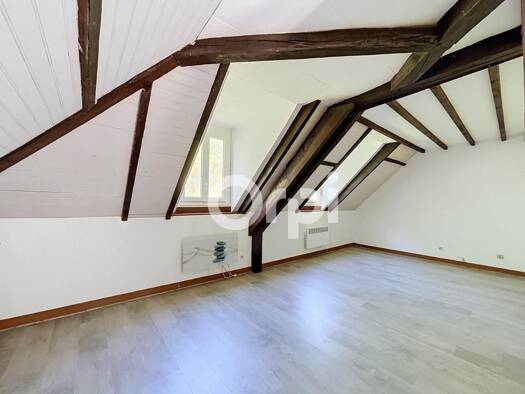 Appartement à vendre 62 000 € 2 pièces 1 chambre 29,65 m² Nord Est-Sud Ouest Clermont 60600