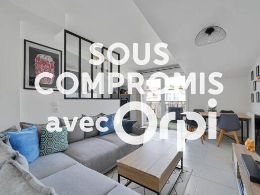 Appartement à vendre 249 900 € 3 pièces 2 chambres 60,8 m² Étage 3/3 Centre Ville Crosne 91560