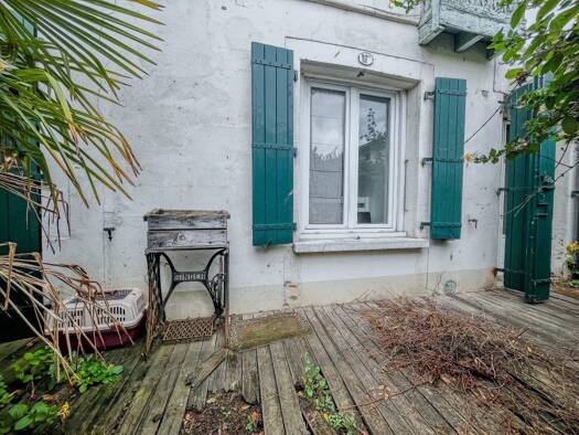 Maison de ville à vendre 267 000 € 7 pièces 5 chambres 130 m² 190 m² de terrain Fontaine Bayonne-Cartoucherie Toulouse 31100