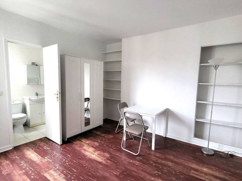 Maison à louer, 21m², PARIS 18E