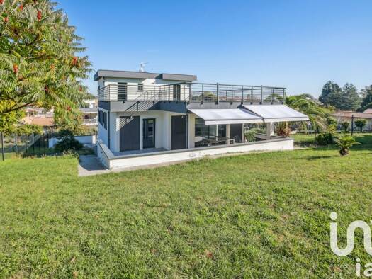 Maison à vendre 549 000 € 5 pièces 4 chambres 282 m² 913 m² de terrain Sud Bassens 33530