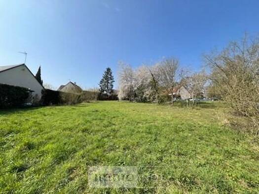 Terrain constructible à vendre 100 000 € 1 329 m² de terrain Chargé 37530