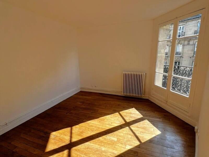 Maison à louer, 42m², PARIS 18E