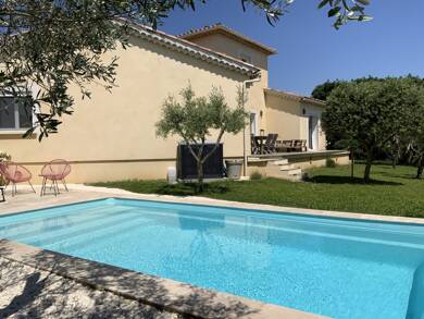 Maison à vendre 529 000 € 5 pièces 4 chambres 147 m² 1 300 m² de terrain Uzes 30700