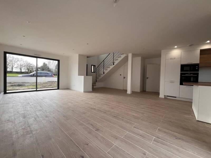 Maison à vendre, 131m², VERN SUR SEICHE