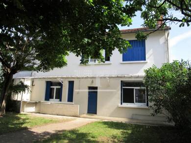 Appartement à louer 800 € 5 pièces 2 chambres 86 m² 1er étage Coulounieix-Chamiers 24660