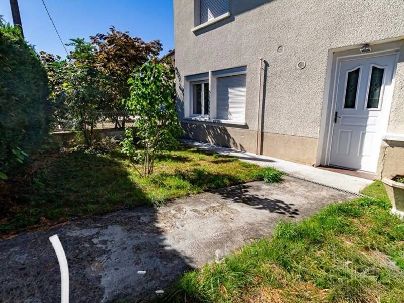 Maison à louer, 23m², SAINT DENIS LES BOURG