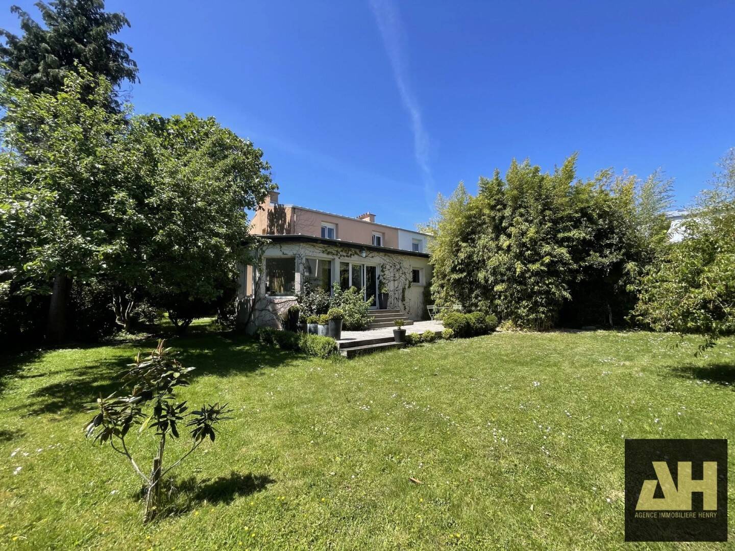 Maison à vendre, 121m², LE RELECQ KERHUON