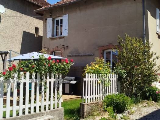 Maison à vendre 249 000 € 7 pièces 4 chambres 140,64 m² 850 m² de terrain Oyeu 38690