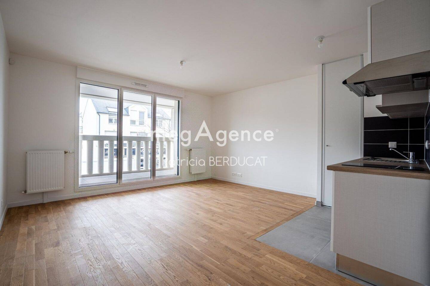 Maison à louer, 49m², SAINT MAUR DES FOSSES