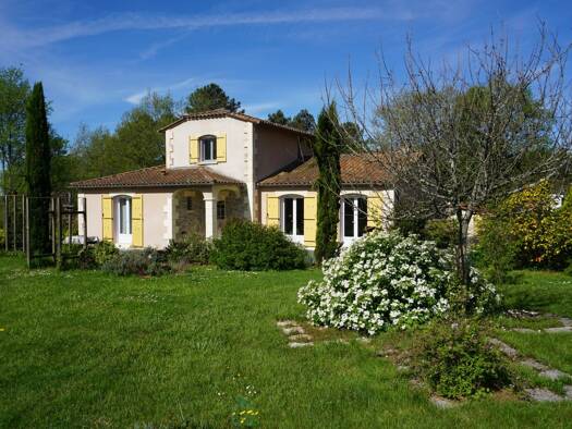 Villa à vendre 378 000 € 5 pièces 4 chambres 161 m² 6 600 m² de terrain Saint Romain et Saint Clement 24800