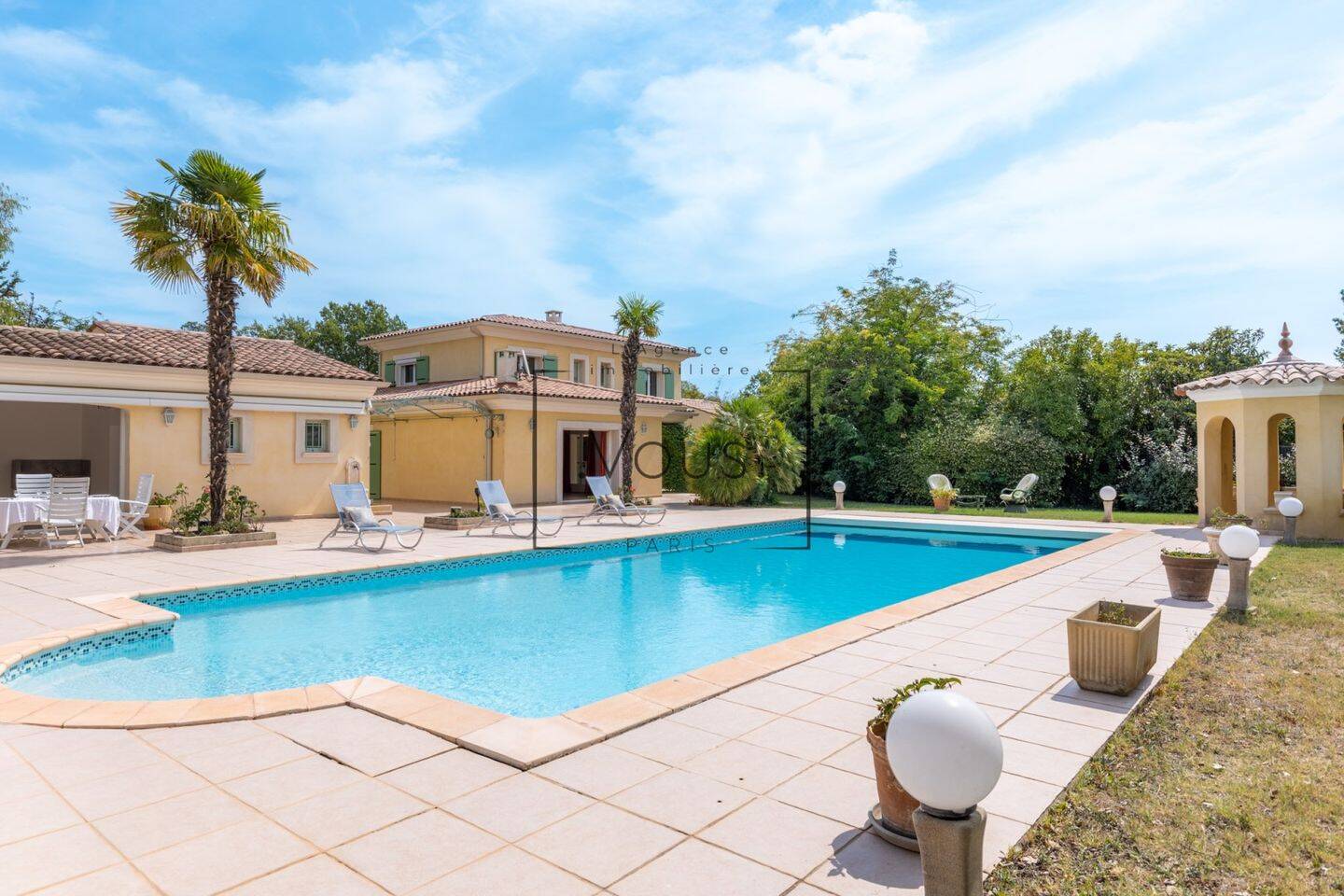 Maison à vendre, 182m², SAINT ANTONIN DU VAR