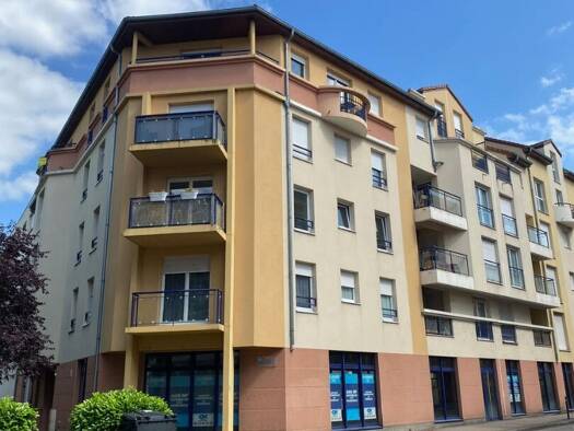 Appartement à louer 710 € 2 pièces 1 chambre 44 m² Étage 4/4 Sablon Metz 57000