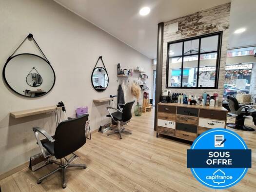 Institut de beauté à vendre Fonds de commerce 34 500 € 2 pièces 48 m² de surface de vente Notre-Dame Mayenne 53100