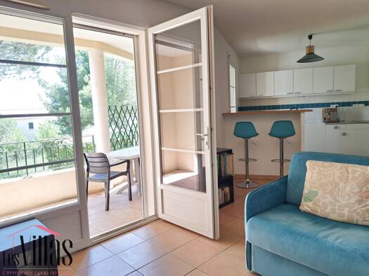 Appartement à vendre 205 000 € 3 pièces 2 chambres 65 m² RDC/2 Narbonne 11100